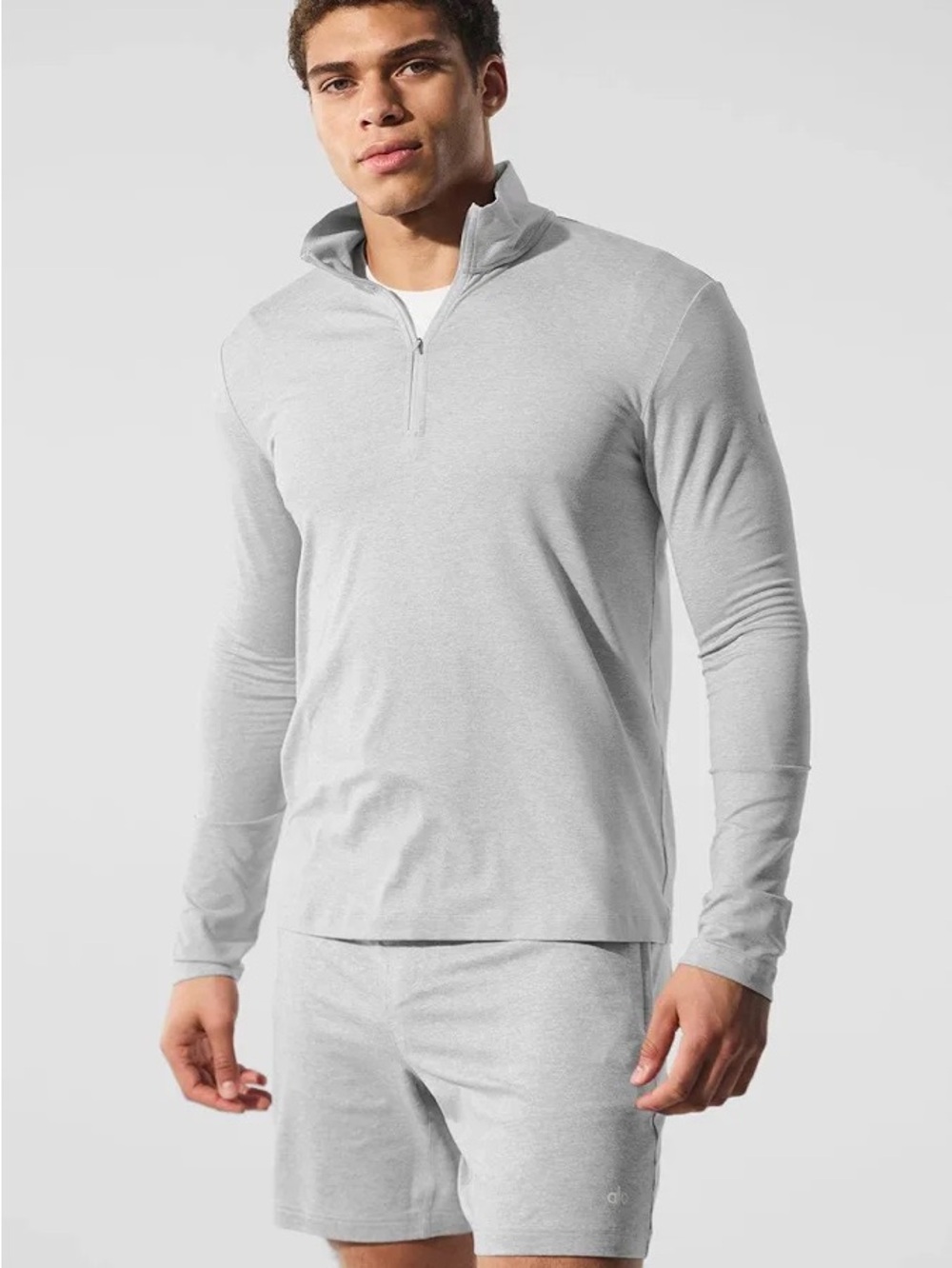 alo Conquer 1/4 Zip Reform Long Sleeve. Size Medium